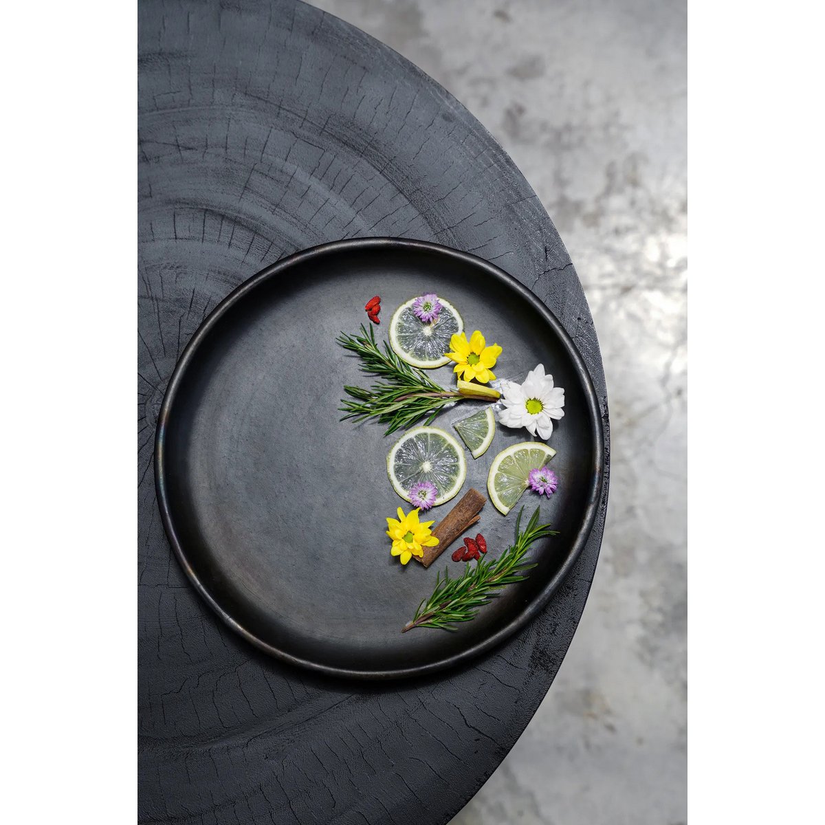The Burned Classic Plate - Zwart - L.