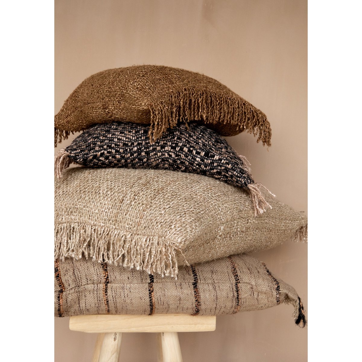 The Oh My Gee Cushion Cover - Brown - 40x40
